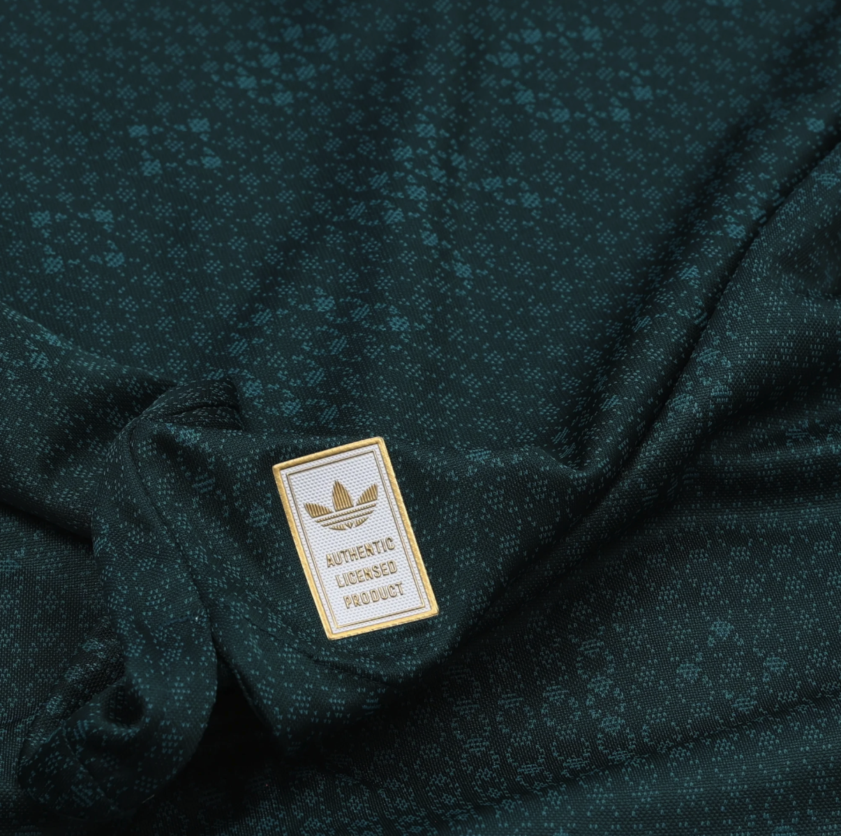 R. Madrid 26/27 Away jersey